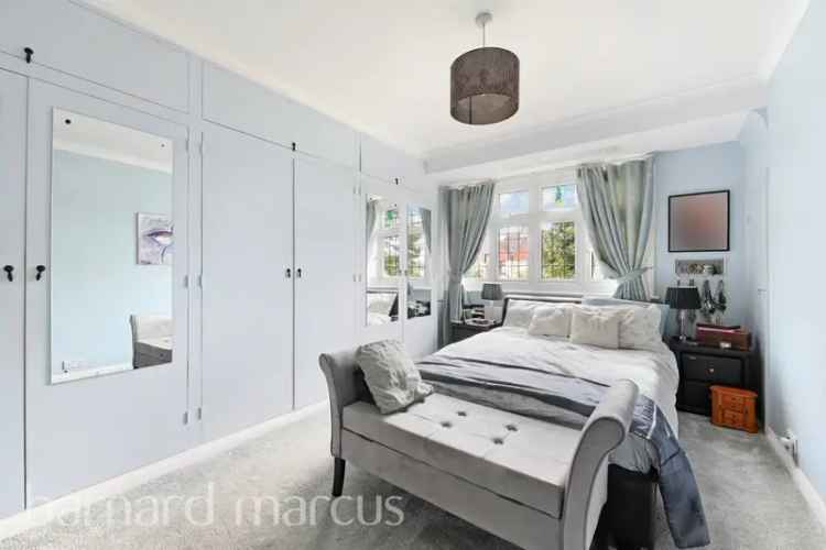 Family Home with Home Studio and Loft Room