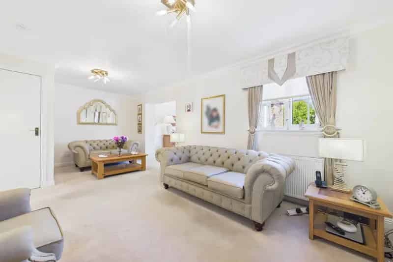 3 Bedroom Detached House for Rent Family Home