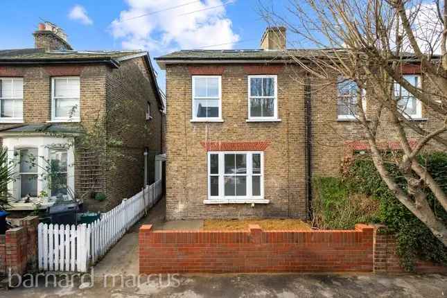 6 Bedroom House Near Colliers Wood Station  Newly Refurbished