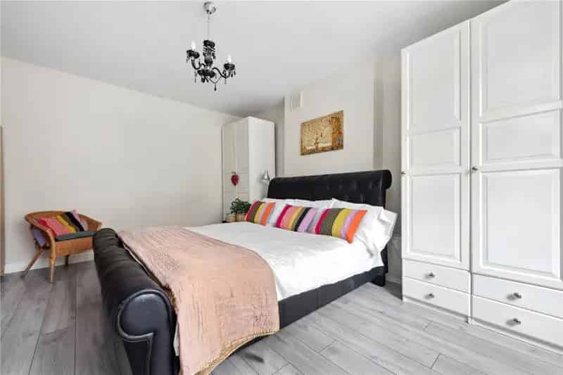2 Bedroom Maisonette Highbury 1250 Sqft Period Conversion
