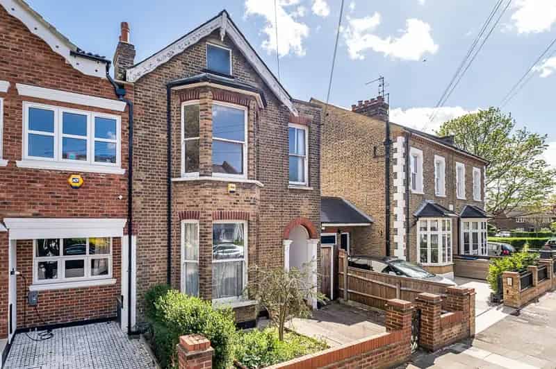 4 Bedroom Semi-Detached House Wimbledon - Renovation Project