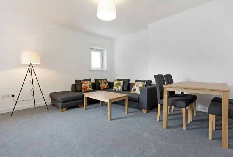 3 Bedroom Flat to Rent