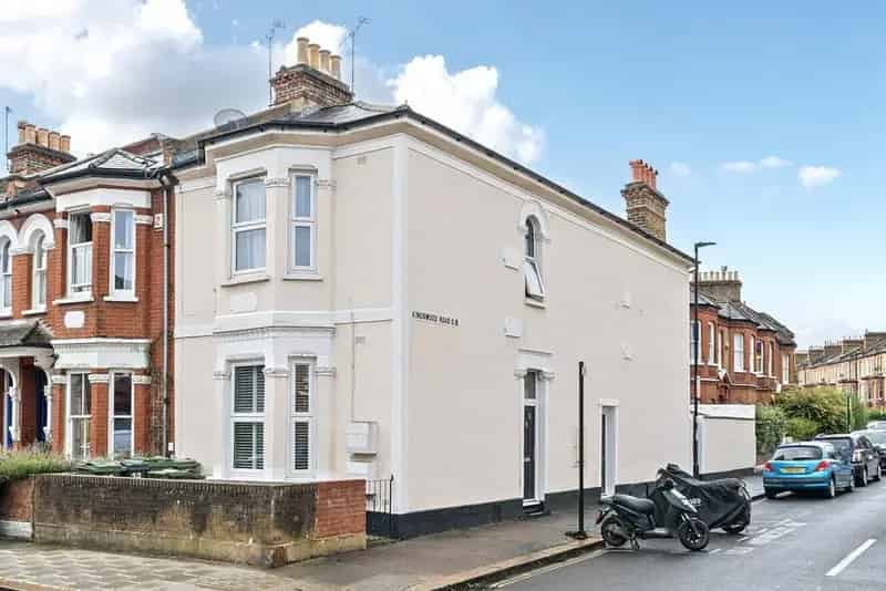 Refurbished One Bedroom Flat Victorian Conversion Ground Floor