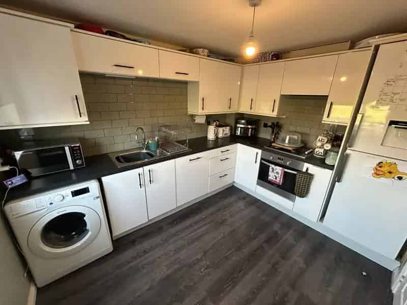 3 Bedroom Semi Detached House for Sale Nuneaton Warwickshire