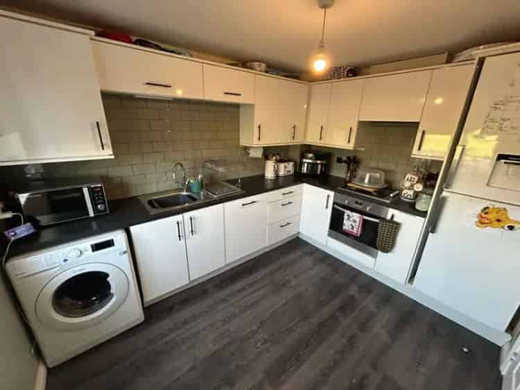 3 Bedroom Semi Detached House for Sale Nuneaton Warwickshire