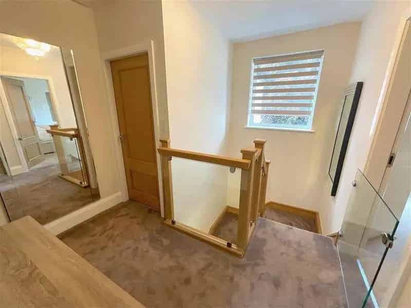 4 Bed Detached House for Sale in South Wilmslow