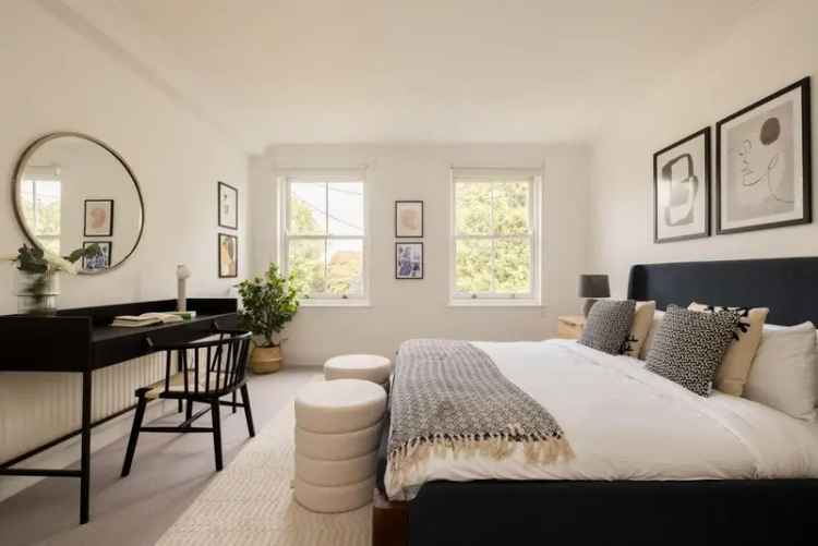 5-Bed Victorian Duplex with Roof Terrace and Communal Gardens