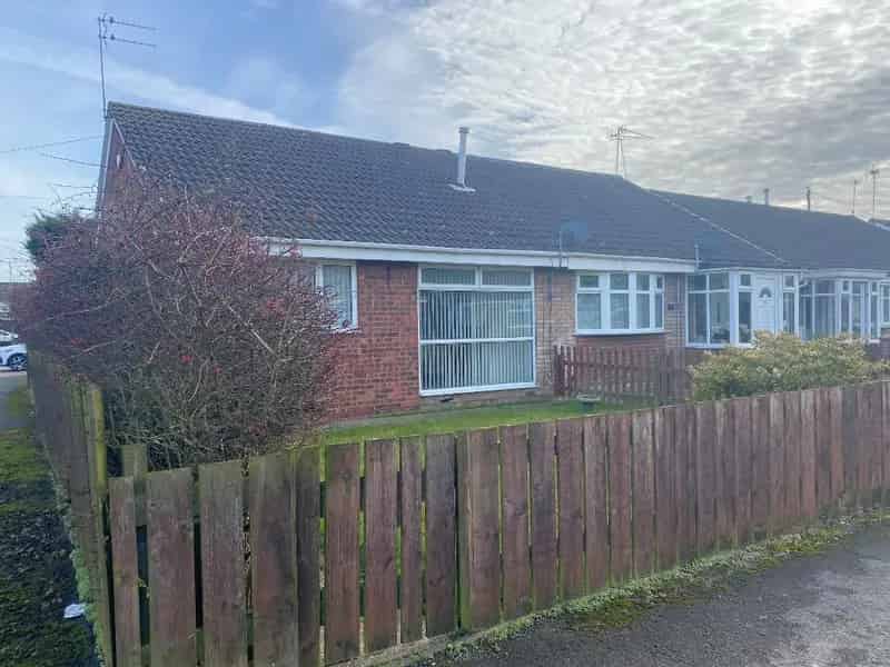 2 bedroom bungalow to rent