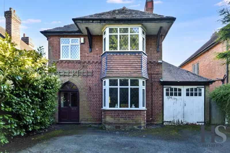 4 Bedroom Detached House for Sale Solihull