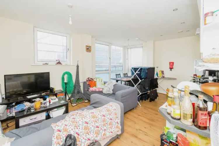 3-Bedroom Apartment Telephone House Allocated Parking EWS1 Compliant