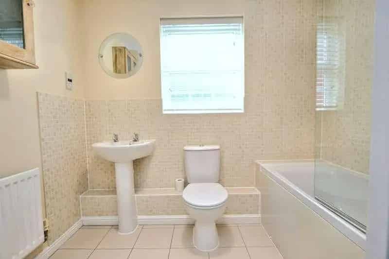 2 Bed Flat for Sale Harnham Modern Ground Floor Apartment with Parking