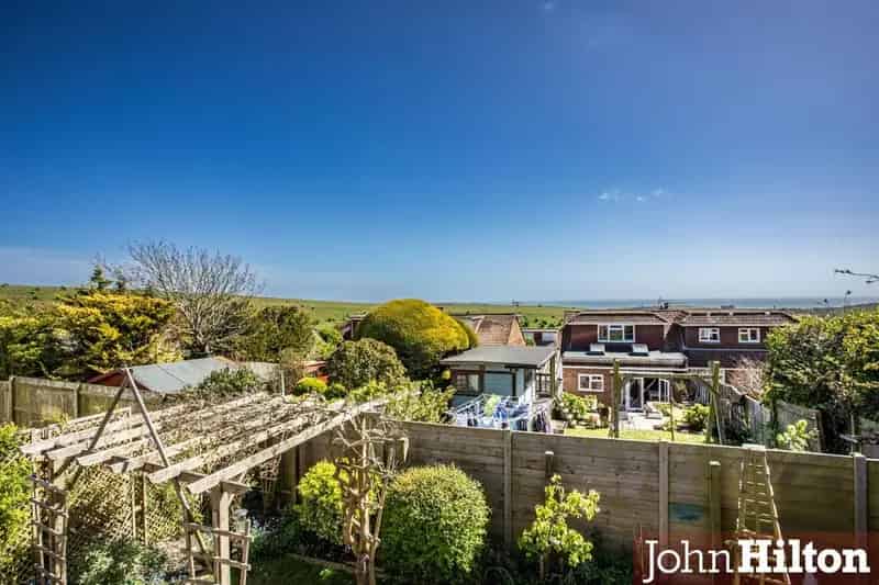 2 Bedroom Detached Bungalow with Sea Views for Sale