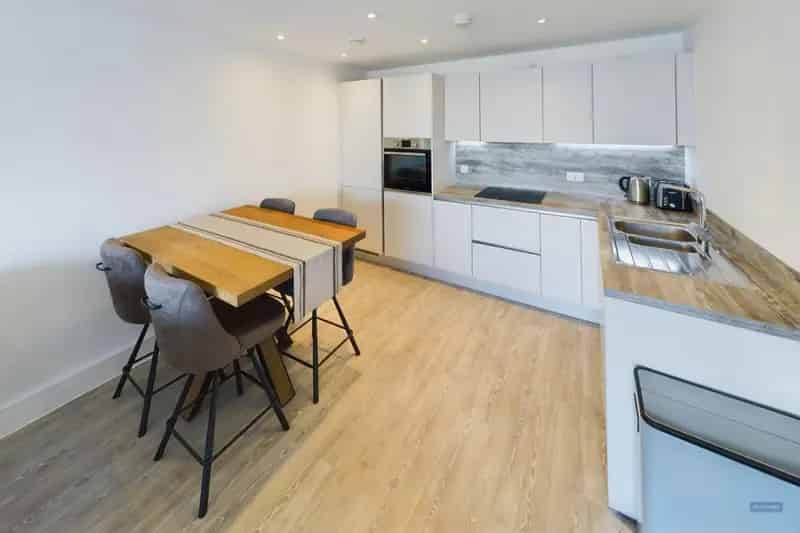 2 Bedroom Flat for Sale Riverside Quay Southampton