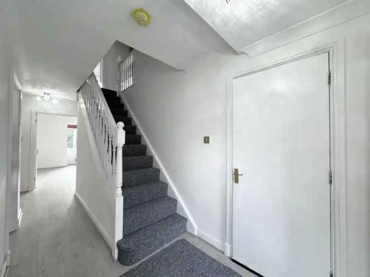 4 Bedroom Detached House Capitol Close