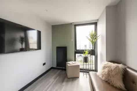 1 room studio-flat of 83 m² in Cardiff