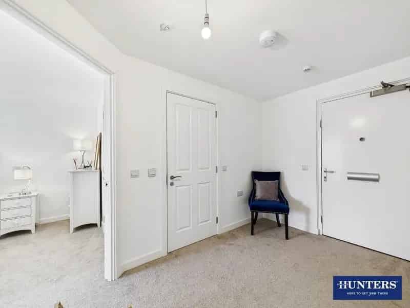 2 Bedroom Retirement Flat for Sale