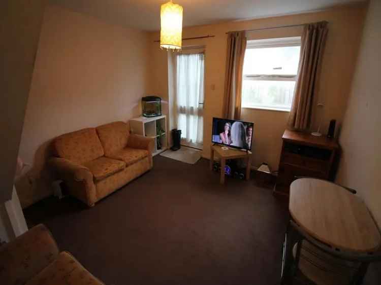 1 bedroom end of terrace house to rent