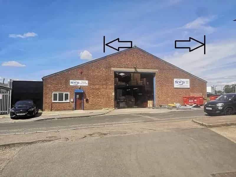 Warehouse Workshop Facility Welwyn Garden City A1M M25 A414
