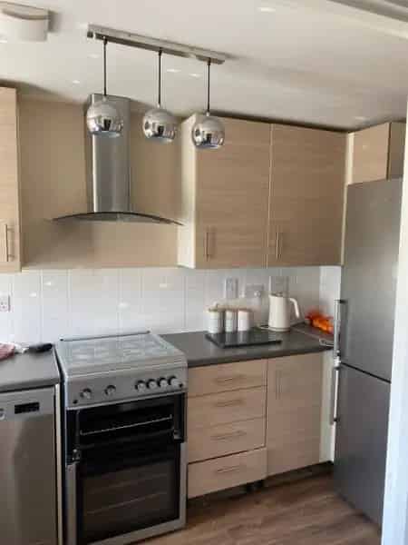 2 Bed House with Off Street Parking and Garden