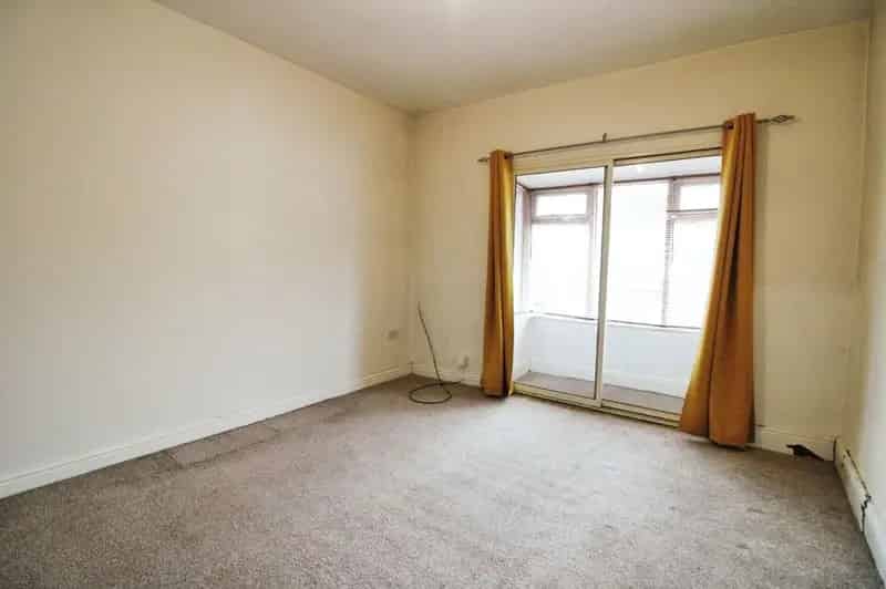 3 bedroom Mid Terrace House to rent, Castleford, West Yorkshire, WF10