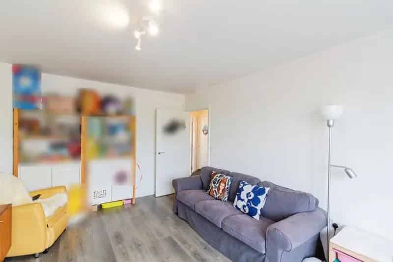 Four Bedroom Detached House in Eagle Farm South Milton Keynes