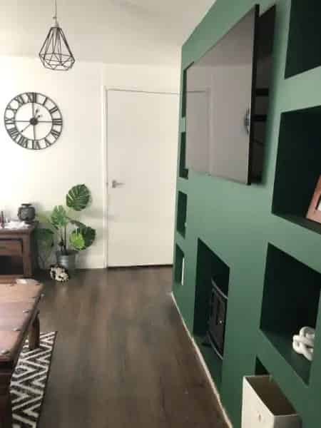 3 Bedroom Terraced House Near Schools and Amenities