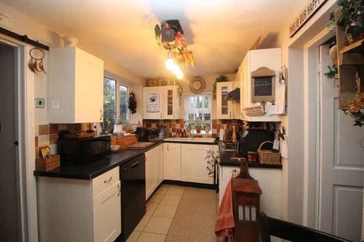 3 Bedroom Semi Detached House for Sale Beeford Driffield