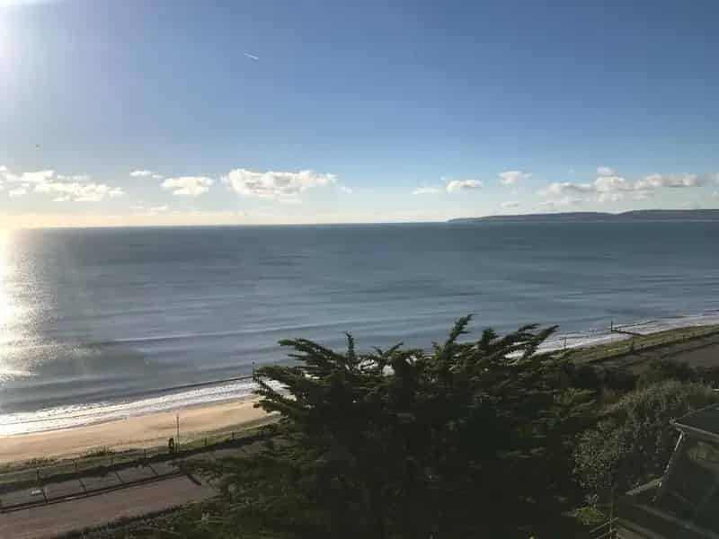 3 Bedroom Apartment for Sale with Sea Views and Secure Parking