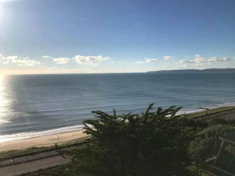 3 Bedroom Apartment for Sale with Sea Views and Secure Parking