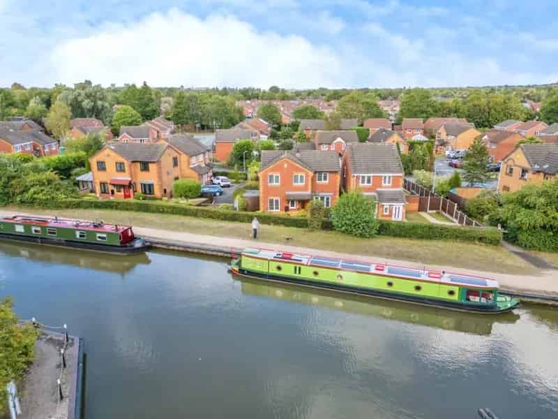 3 bedroom House
 For Sale