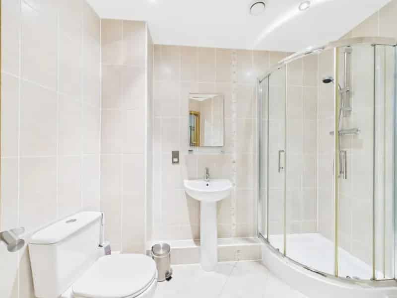 1 bedroom Flat
 To Let