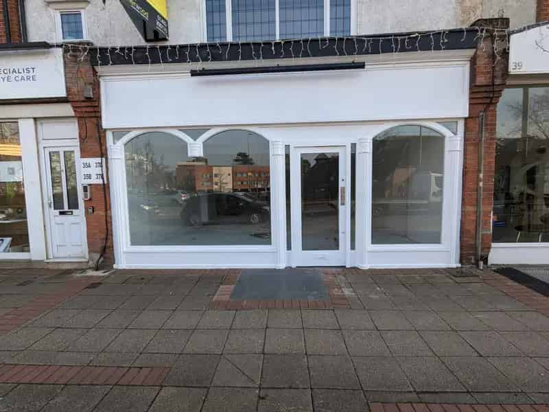 Class E Retail Unit West Byfleet High Footfall