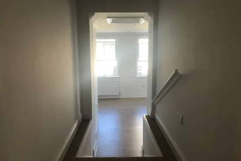 One Bedroom Apartment Chelmsford City Centre High Standard