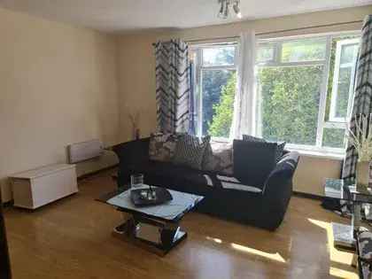 1 Room Studio Flat 40m² London Hounslow  Fully Furnished Parking