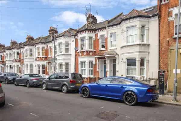 Aliwal Road, London, SW11 1RD | Property for sale | Savills