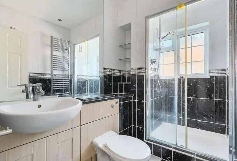 2 Bed House for Sale Near Southmead Hospital