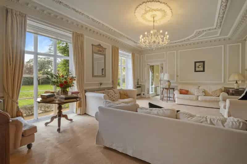 18th Century Grade II* Listed 8-Bedroom Family Home on 5.5 Acres
