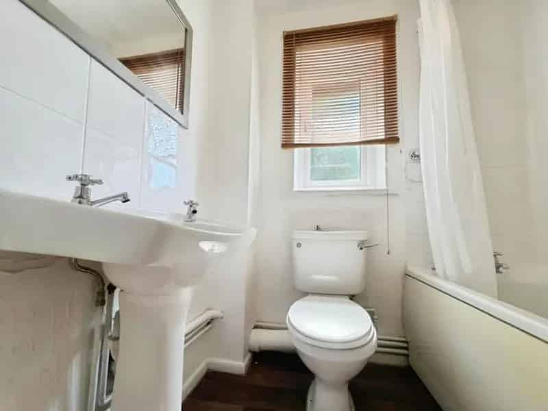 2 Bed Semi-Detached House for Sale
