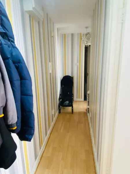 Flat For Rent in London, England