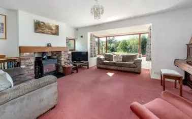 House For Sale in Taunton, England