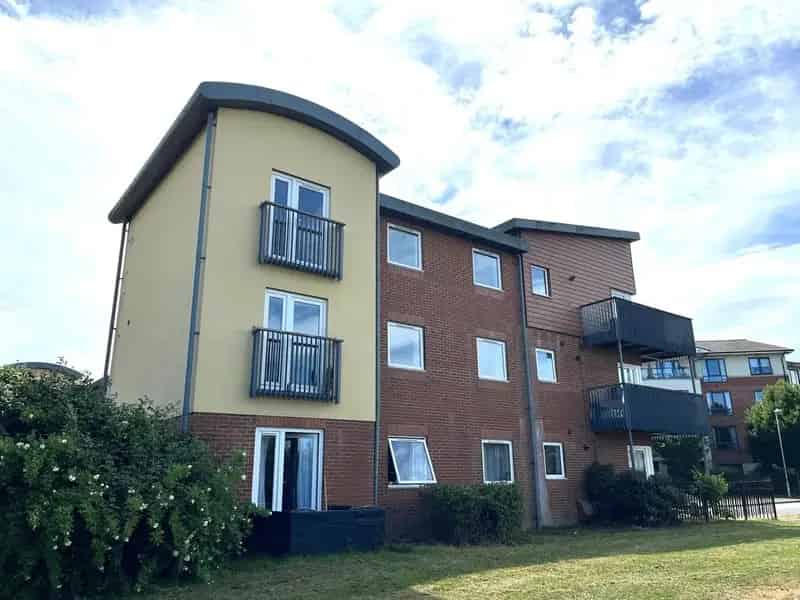 2 Bedroom Apartment for Sale
