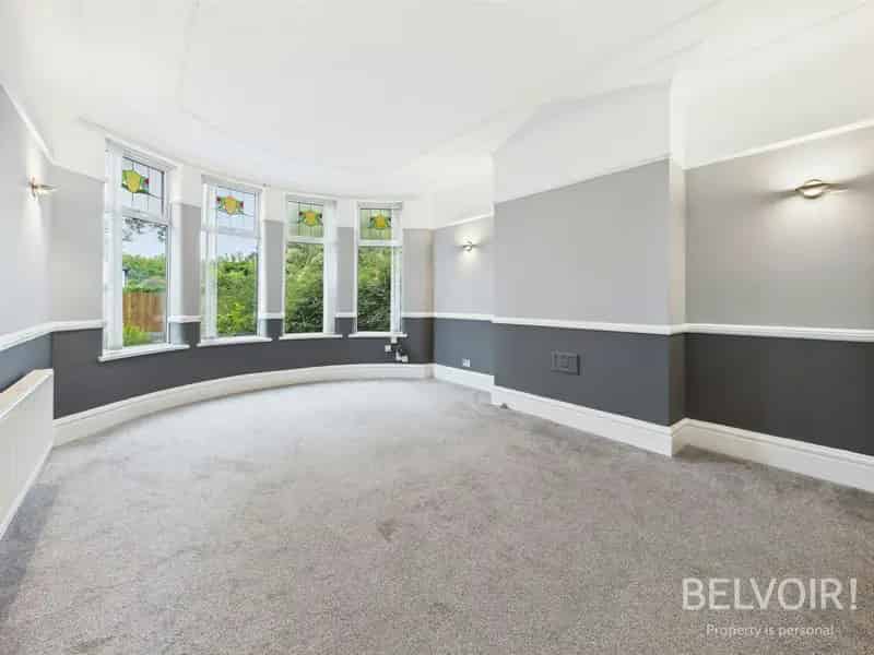 Spacious 2-Bed Apartment Mossley Hill - Virtual Tour Available