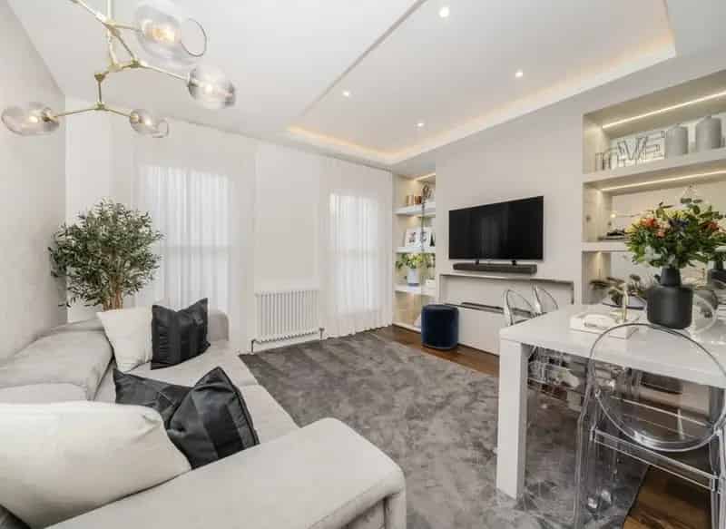 Two Double Bedroom Apartment Tooting  Extensive Refurbishment