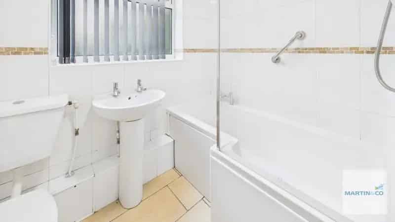 2 Bedroom Flat To Rent Available 30082025