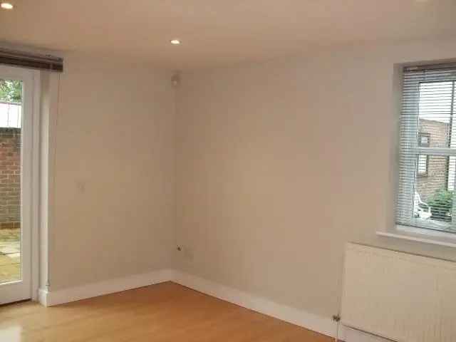 2 bedroom ground floor flat to rent