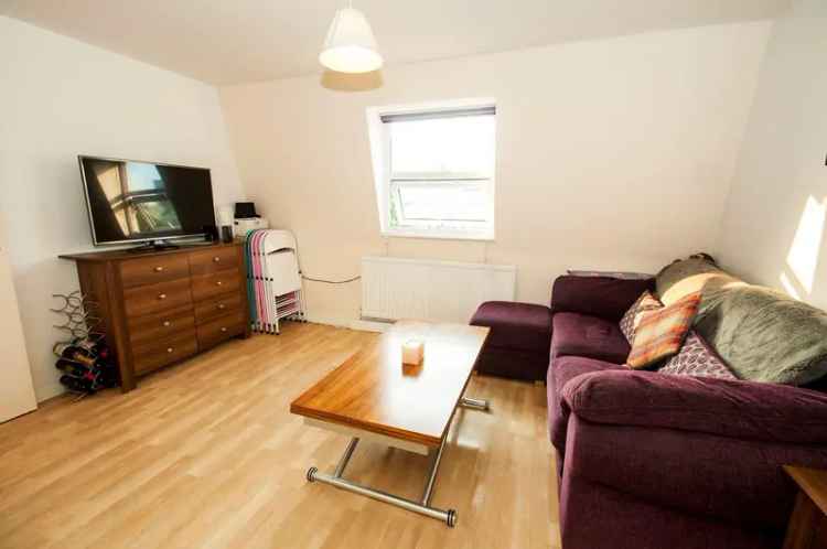1 Bedroom Apartment House to Rent