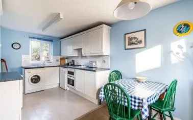 3 Bedroom House Near West Bay and Bridport