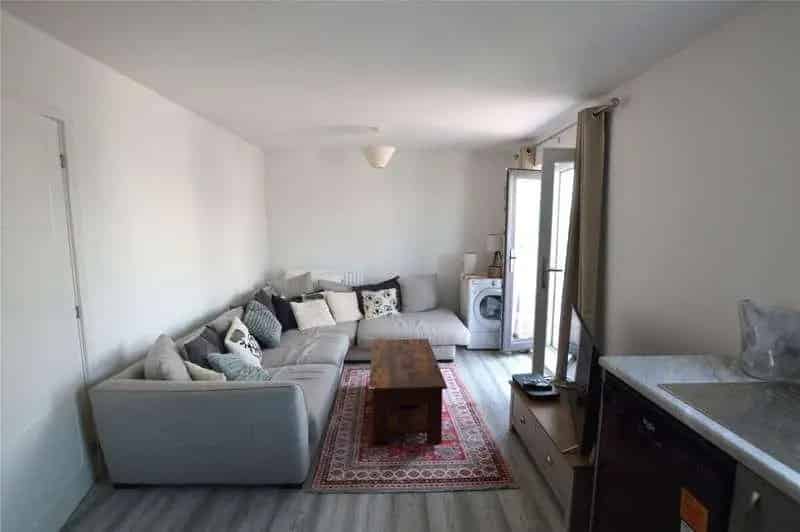 1 Bed Flat for Sale Brooklands Park Modern Apartment