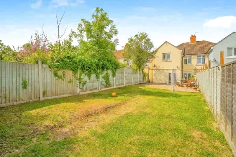 3 Bed Semi Detached House For Sale