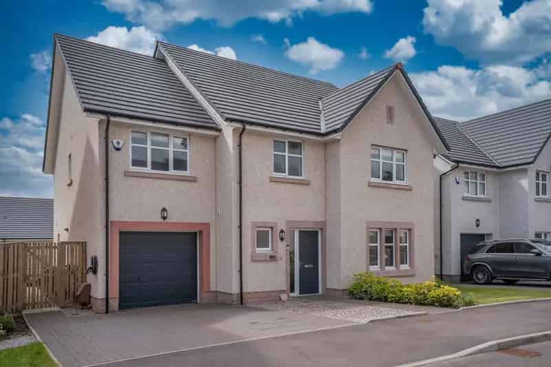 5 Bedroom Detached House for Sale in Cults Aberdeen
